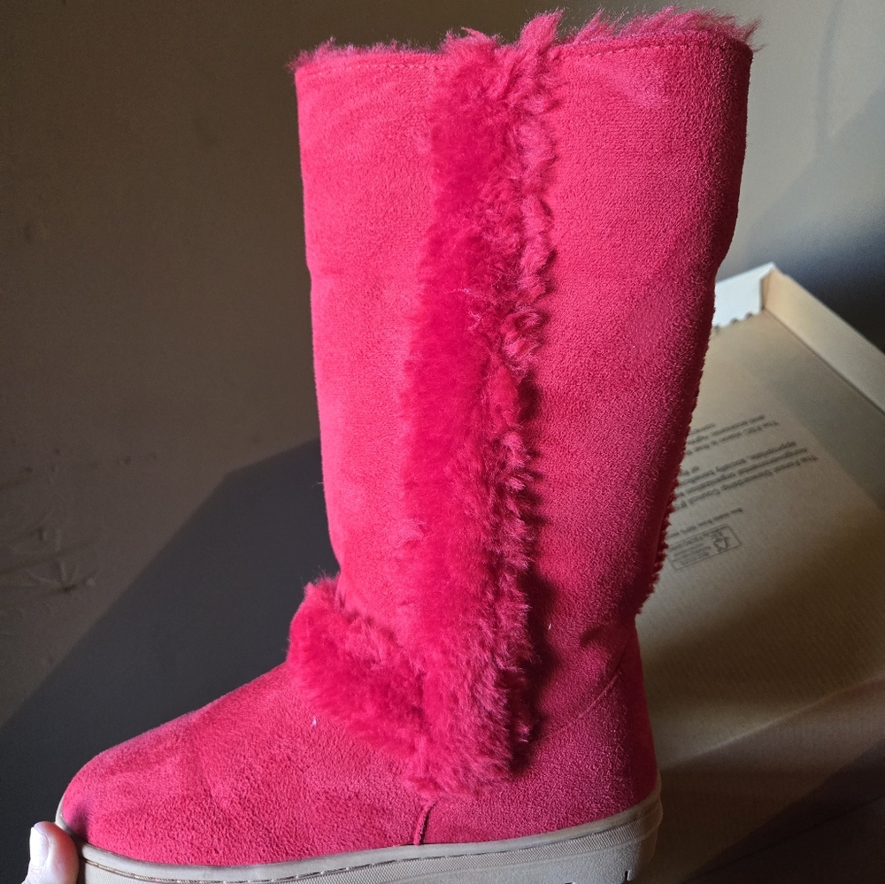 Size 7 Women Style&Co Winter Warm Booties. Used Twice.